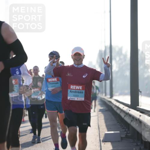 03.10.2025 - Köhlbrandbrückenlauf Jannik Wohlers http://msf.ph/oto/9060691 03.10.2025 09:14:51 Position 3 2777, 3317, 1033 meine-sportfotos.de