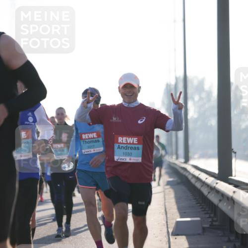 03.10.2025 - Köhlbrandbrückenlauf Jannik Wohlers http://msf.ph/oto/9060695 03.10.2025 09:14:51 Position 3 2777, 025, 3317, 1033 meine-sportfotos.de