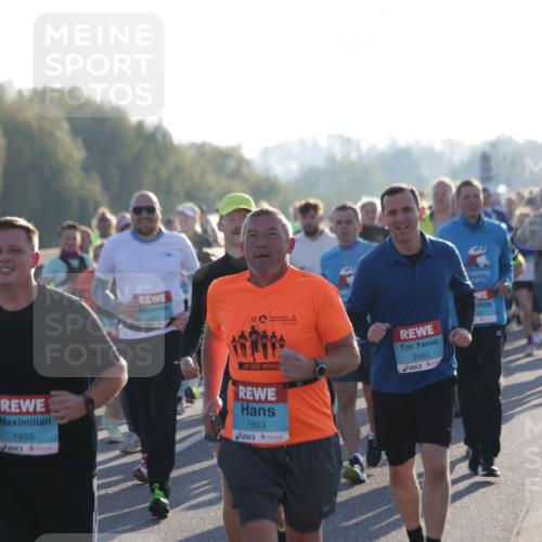 03.10.2025 - Köhlbrandbrückenlauf Jannik Wohlers http://msf.ph/oto/9060770 03.10.2025 09:22:45 Position 3 2617, 1855, 12, 1853, 2451 meine-sportfotos.de