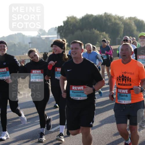 03.10.2025 - Köhlbrandbrückenlauf Jannik Wohlers http://msf.ph/oto/9060796 03.10.2025 09:22:46 Position 3 13, 2616, 1992, 12, 1855, 1853, 539, 2451 meine-sportfotos.de