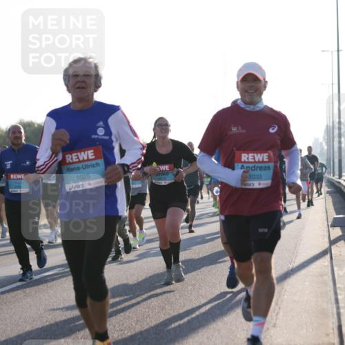 03.10.2025 - Köhlbrandbrückenlauf Jannik Wohlers http://msf.ph/oto/9060805 03.10.2025 09:14:53 Position 3 1247, 3764, 1025, 3316, 1033 meine-sportfotos.de