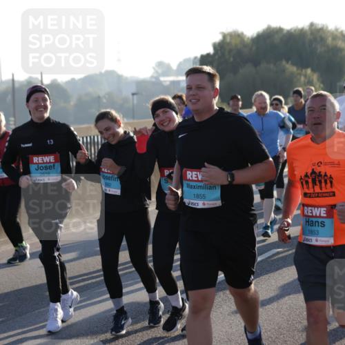 03.10.2025 - Köhlbrandbrückenlauf Jannik Wohlers http://msf.ph/oto/9060817 03.10.2025 09:22:47 Position 3 13, 2616, 1992, 1855, 1853, 1539 meine-sportfotos.de