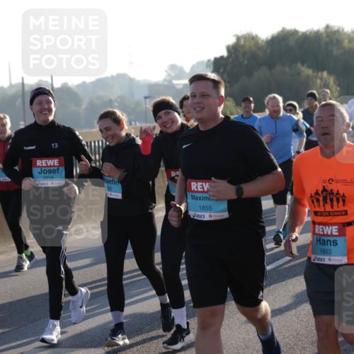 03.10.2025 - Köhlbrandbrückenlauf Jannik Wohlers http://msf.ph/oto/9060823 03.10.2025 09:22:47 Position 3 13, 2616, 1992, 1855, 1853, 1539 meine-sportfotos.de