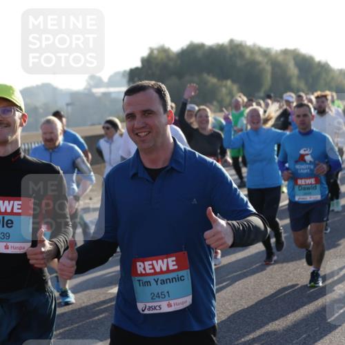 03.10.2025 - Köhlbrandbrückenlauf Jannik Wohlers http://msf.ph/oto/9060872 03.10.2025 09:22:48 Position 3 1539, 2451, 3450 meine-sportfotos.de