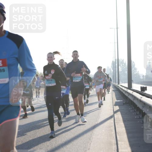 03.10.2025 - Köhlbrandbrückenlauf Jannik Wohlers http://msf.ph/oto/9060883 03.10.2025 09:14:55 Position 3 3317, 3568, 28111, 57 meine-sportfotos.de