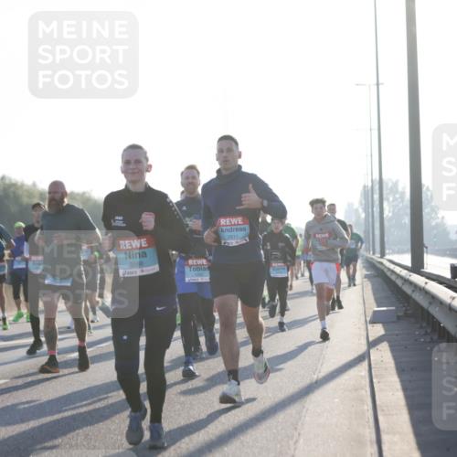 03.10.2025 - Köhlbrandbrückenlauf Jannik Wohlers http://msf.ph/oto/9060934 03.10.2025 09:14:55 Position 3 3568, 1071, 2811, 51 meine-sportfotos.de