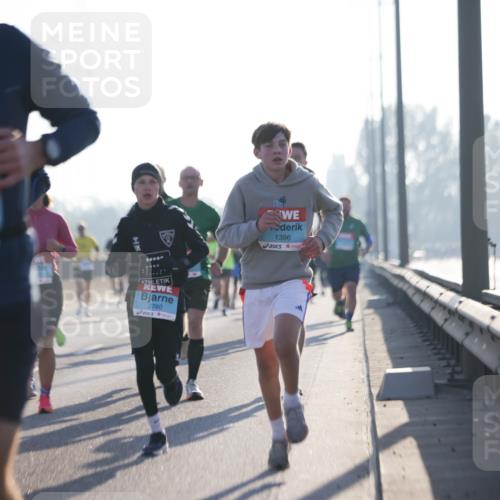 03.10.2025 - Köhlbrandbrückenlauf Jannik Wohlers http://msf.ph/oto/9060956 03.10.2025 09:14:56 Position 3 2811, 0000, 1396, 2760 meine-sportfotos.de