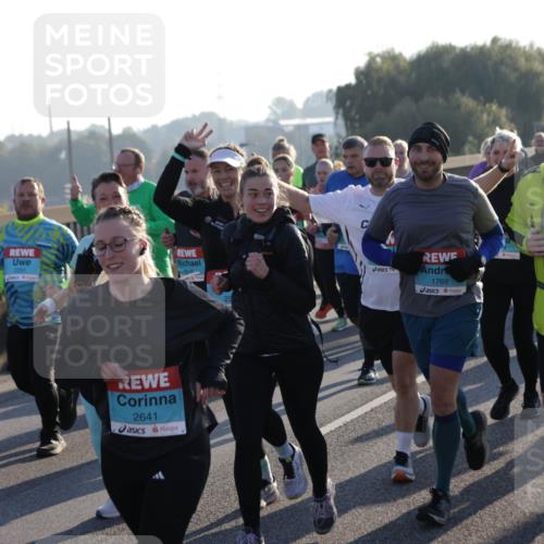 03.10.2025 - Köhlbrandbrückenlauf Jannik Wohlers http://msf.ph/oto/9061117 03.10.2025 09:22:53 Position 3 2641, 1769, 2153 meine-sportfotos.de