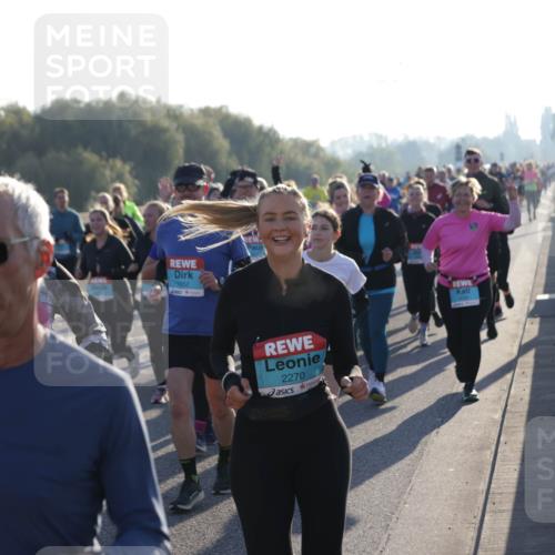 03.10.2025 - Köhlbrandbrückenlauf Jannik Wohlers http://msf.ph/oto/9061170 03.10.2025 09:22:54 Position 3 1652, 2270 meine-sportfotos.de