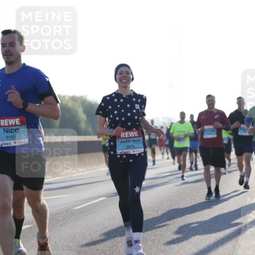 03.10.2025 - Köhlbrandbrückenlauf Jannik Wohlers http://msf.ph/oto/9061364 03.10.2025 09:15:04 Position 3 3181, 2979 meine-sportfotos.de