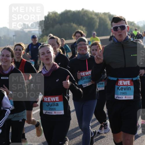 03.10.2025 - Köhlbrandbrückenlauf Jannik Wohlers http://msf.ph/oto/9061421 03.10.2025 09:22:59 Position 3 1732, 18, 2966, 2219, 20, 2965 meine-sportfotos.de