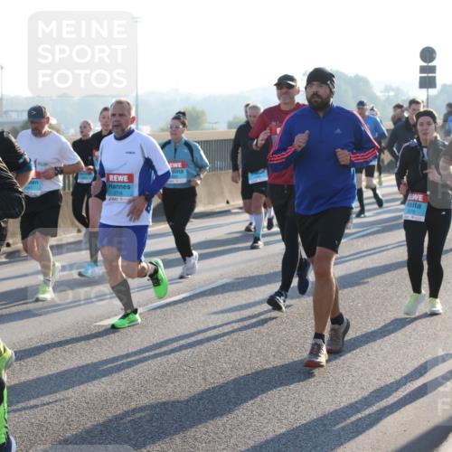 03.10.2025 - Köhlbrandbrückenlauf Lena Gebhardt http://msf.ph/oto/9061443 03.10.2025 09:19:45 Position 1 1512, 2716, 2903, 679 meine-sportfotos.de