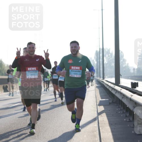 03.10.2025 - Köhlbrandbrückenlauf Jannik Wohlers http://msf.ph/oto/9061489 03.10.2025 09:15:06 Position 3 3603, 1213 meine-sportfotos.de