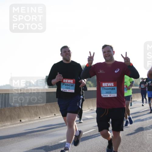 03.10.2025 - Köhlbrandbrückenlauf Jannik Wohlers http://msf.ph/oto/9061586 03.10.2025 09:15:07 Position 3 1504, 3603, 1213 meine-sportfotos.de