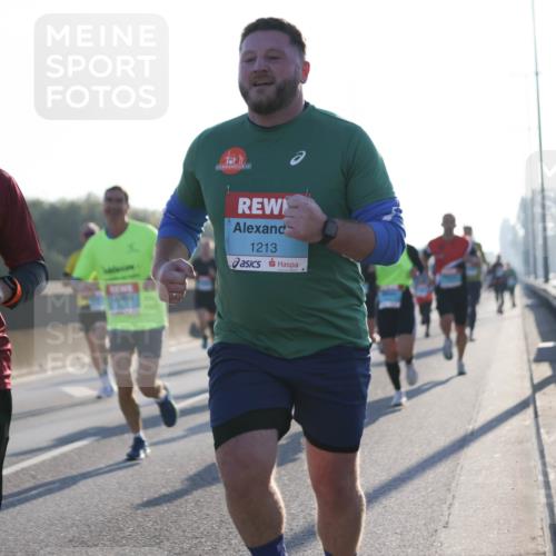 03.10.2025 - Köhlbrandbrückenlauf Jannik Wohlers http://msf.ph/oto/9061599 03.10.2025 09:15:08 Position 3 3603, 1213 meine-sportfotos.de