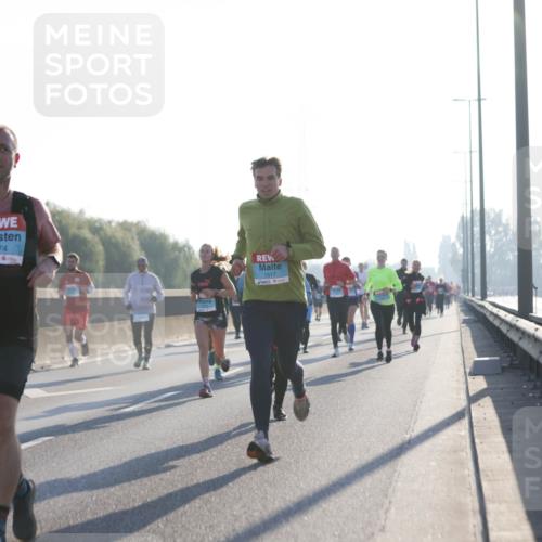 03.10.2025 - Köhlbrandbrückenlauf Jannik Wohlers http://msf.ph/oto/9061759 03.10.2025 09:15:13 Position 3 1274, 1517 meine-sportfotos.de