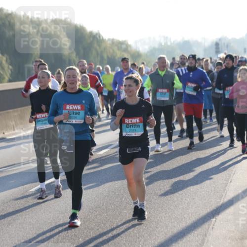 03.10.2025 - Köhlbrandbrückenlauf Jannik Wohlers http://msf.ph/oto/9061775 03.10.2025 09:23:14 Position 3 2149, 2036, 2019 meine-sportfotos.de