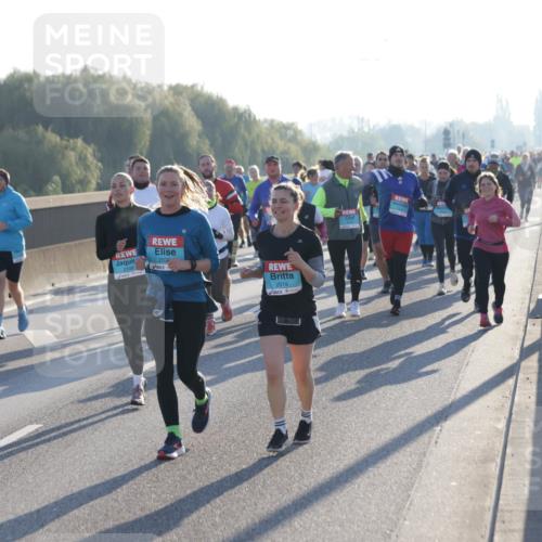 03.10.2025 - Köhlbrandbrückenlauf Jannik Wohlers http://msf.ph/oto/9061801 03.10.2025 09:23:14 Position 3 2149, 203, 2019 meine-sportfotos.de