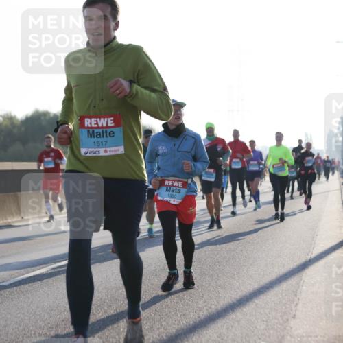 03.10.2025 - Köhlbrandbrückenlauf Jannik Wohlers http://msf.ph/oto/9061812 03.10.2025 09:15:14 Position 3 1517, 1330 meine-sportfotos.de