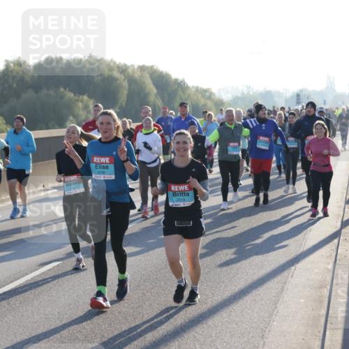03.10.2025 - Köhlbrandbrückenlauf Jannik Wohlers http://msf.ph/oto/9061851 03.10.2025 09:23:15 Position 3 2149, 2036, 2019 meine-sportfotos.de