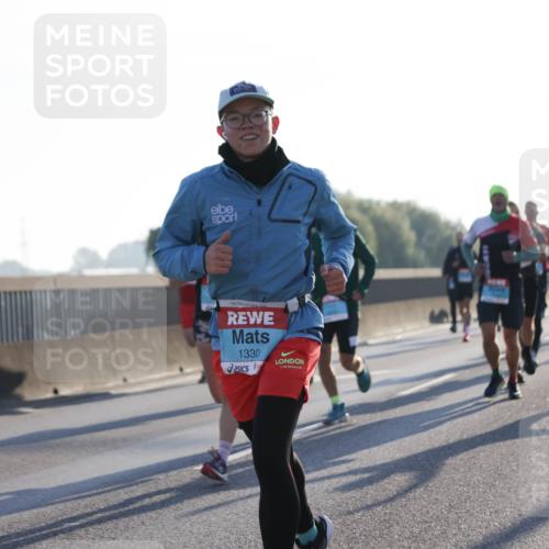 03.10.2025 - Köhlbrandbrückenlauf Jannik Wohlers http://msf.ph/oto/9061900 03.10.2025 09:15:15 Position 3 1330 meine-sportfotos.de