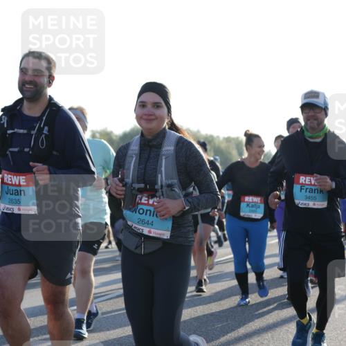 03.10.2025 - Köhlbrandbrückenlauf Jannik Wohlers http://msf.ph/oto/9061938 03.10.2025 09:23:22 Position 3 2635, 2644, 6, 3455 meine-sportfotos.de