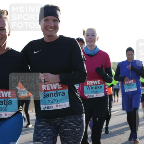 03.10.2025 - Köhlbrandbrückenlauf Jannik Wohlers http://msf.ph/oto/9062048 03.10.2025 09:23:24 Position 3 2869, 2870, 2255 meine-sportfotos.de