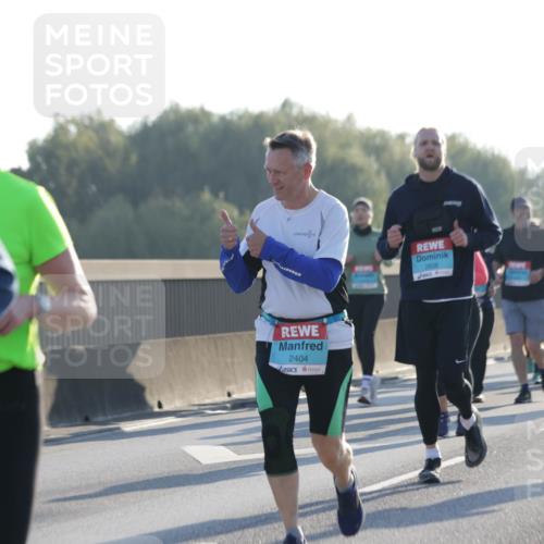03.10.2025 - Köhlbrandbrückenlauf Jannik Wohlers http://msf.ph/oto/9062216 03.10.2025 09:23:31 Position 3 2838, 2404 meine-sportfotos.de