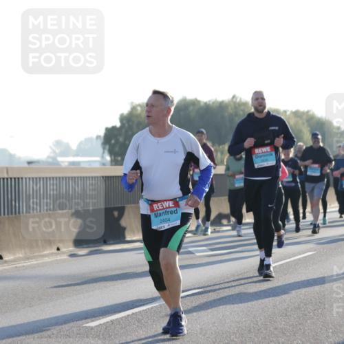 03.10.2025 - Köhlbrandbrückenlauf Jannik Wohlers http://msf.ph/oto/9062266 03.10.2025 09:23:32 Position 3 2404 meine-sportfotos.de