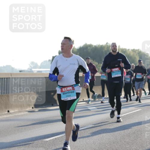 03.10.2025 - Köhlbrandbrückenlauf Jannik Wohlers http://msf.ph/oto/9062272 03.10.2025 09:23:32 Position 3 2404 meine-sportfotos.de