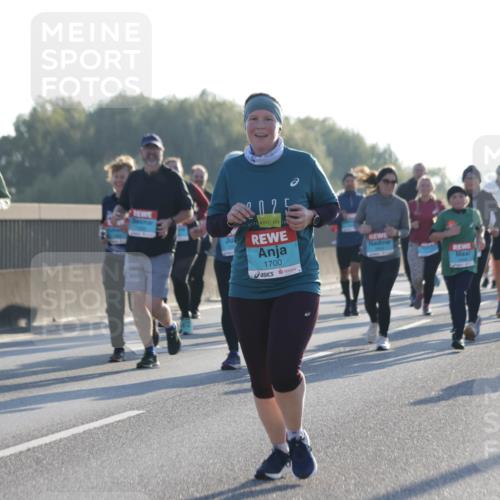 03.10.2025 - Köhlbrandbrückenlauf Jannik Wohlers http://msf.ph/oto/9062357 03.10.2025 09:23:35 Position 3 2829, 3025, 1700 meine-sportfotos.de
