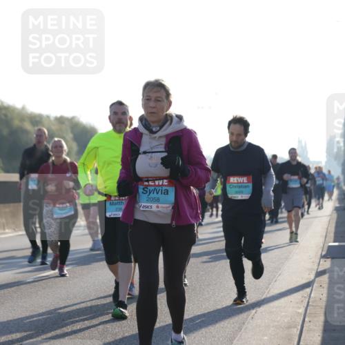 03.10.2025 - Köhlbrandbrückenlauf Jannik Wohlers http://msf.ph/oto/9062416 03.10.2025 09:23:39 Position 3 98, 236, 2058, 3669 meine-sportfotos.de