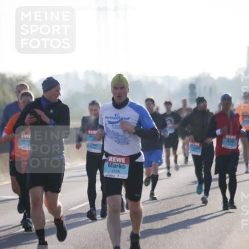 03.10.2025 - Köhlbrandbrückenlauf Jannik Wohlers http://msf.ph/oto/9062430 03.10.2025 09:15:38 Position 3 41, 1116 meine-sportfotos.de