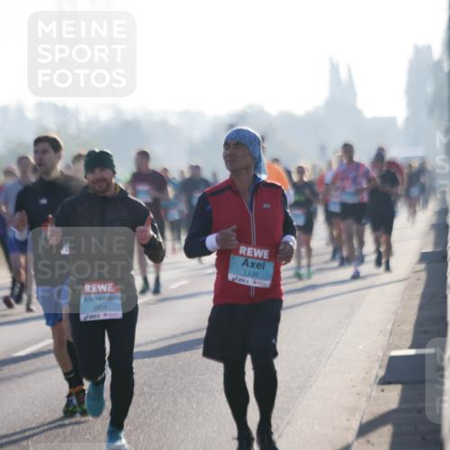 03.10.2025 - Köhlbrandbrückenlauf Jannik Wohlers http://msf.ph/oto/9062536 03.10.2025 09:15:42 Position 3 1141, 2959, 1134 meine-sportfotos.de