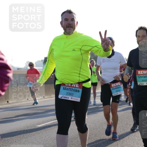 03.10.2025 - Köhlbrandbrückenlauf Jannik Wohlers http://msf.ph/oto/9062539 03.10.2025 09:23:41 Position 3 2362, 2319, 3669 meine-sportfotos.de