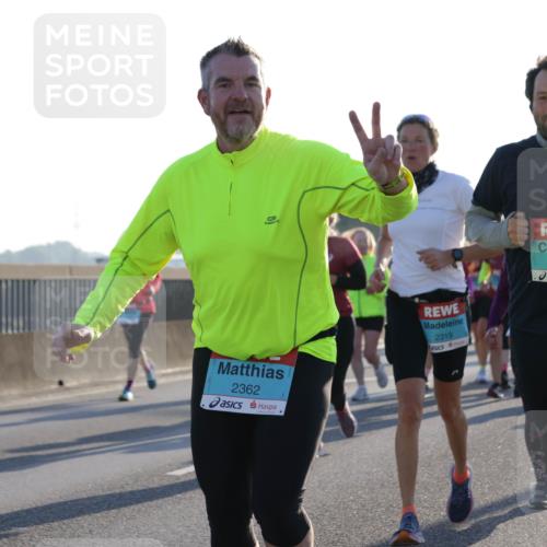 03.10.2025 - Köhlbrandbrückenlauf Jannik Wohlers http://msf.ph/oto/9062551 03.10.2025 09:23:41 Position 3 2362, 2319, 3669 meine-sportfotos.de