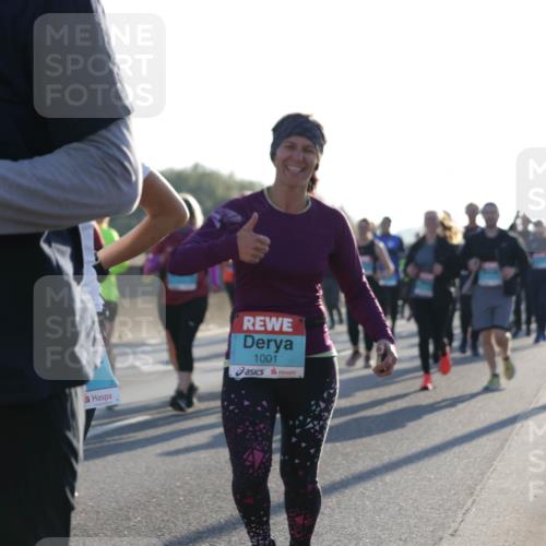 03.10.2025 - Köhlbrandbrückenlauf Jannik Wohlers http://msf.ph/oto/9062568 03.10.2025 09:23:43 Position 3 56, 1001 meine-sportfotos.de