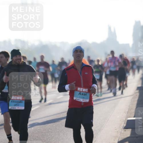 03.10.2025 - Köhlbrandbrückenlauf Jannik Wohlers http://msf.ph/oto/9062594 03.10.2025 09:15:42 Position 3 2959, 1134 meine-sportfotos.de