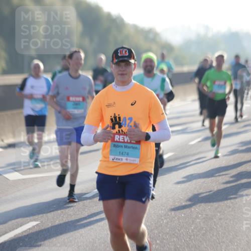 03.10.2025 - Köhlbrandbrückenlauf Jannik Wohlers http://msf.ph/oto/9062684 03.10.2025 09:15:49 Position 3 42, 1474 meine-sportfotos.de