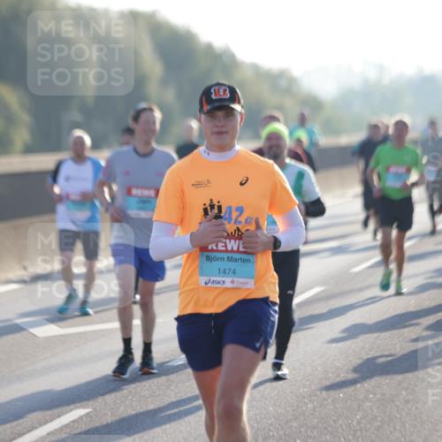 03.10.2025 - Köhlbrandbrückenlauf Jannik Wohlers http://msf.ph/oto/9062705 03.10.2025 09:15:49 Position 3 42, 1474 meine-sportfotos.de