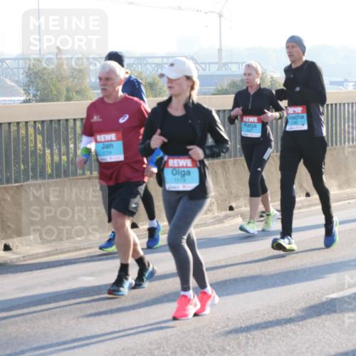 03.10.2025 - Köhlbrandbrückenlauf Lena Gebhardt http://msf.ph/oto/9062747 03.10.2025 09:20:26 Position 1 1179 meine-sportfotos.de