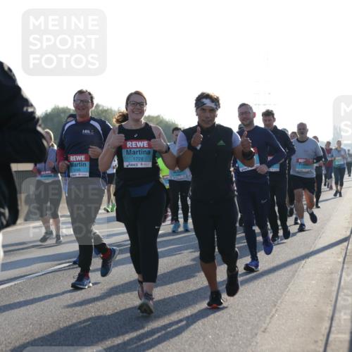 03.10.2025 - Köhlbrandbrückenlauf Jannik Wohlers http://msf.ph/oto/9062775 03.10.2025 09:23:47 Position 3 1254, 1728, 3149 meine-sportfotos.de