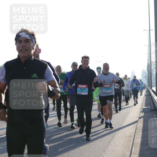 03.10.2025 - Köhlbrandbrückenlauf Jannik Wohlers http://msf.ph/oto/9062853 03.10.2025 09:23:49 Position 3 2624, 1704 meine-sportfotos.de