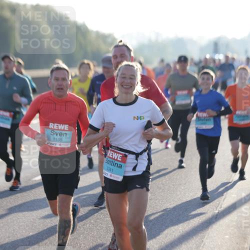03.10.2025 - Köhlbrandbrückenlauf Jannik Wohlers http://msf.ph/oto/9062867 03.10.2025 09:15:56 Position 3 1165, 3341 meine-sportfotos.de