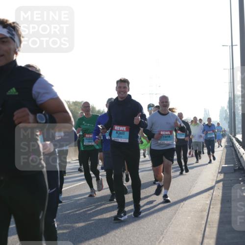 03.10.2025 - Köhlbrandbrückenlauf Jannik Wohlers http://msf.ph/oto/9062868 03.10.2025 09:23:49 Position 3 2624, 1704 meine-sportfotos.de