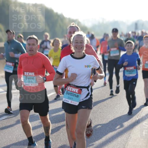 03.10.2025 - Köhlbrandbrückenlauf Jannik Wohlers http://msf.ph/oto/9062879 03.10.2025 09:15:56 Position 3 1165, 3341 meine-sportfotos.de