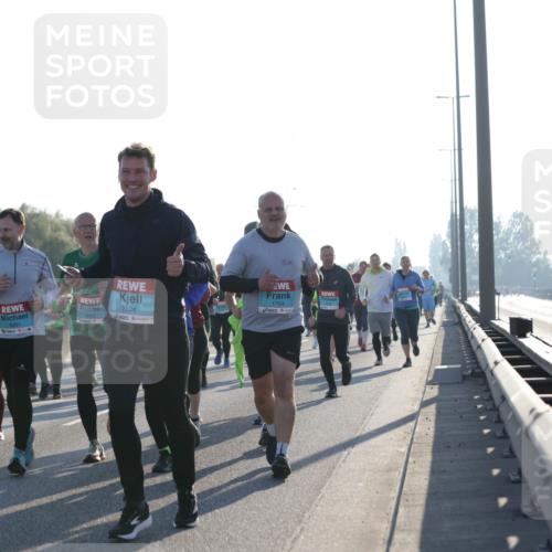 03.10.2025 - Köhlbrandbrückenlauf Jannik Wohlers http://msf.ph/oto/9062897 03.10.2025 09:23:50 Position 3 2624, 1704 meine-sportfotos.de