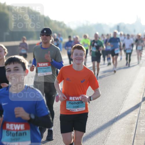 03.10.2025 - Köhlbrandbrückenlauf Jannik Wohlers http://msf.ph/oto/9062978 03.10.2025 09:15:59 Position 3 3497, 1245, 3496 meine-sportfotos.de