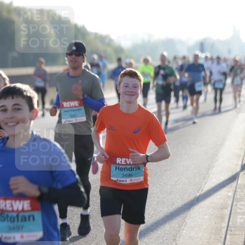 03.10.2025 - Köhlbrandbrückenlauf Jannik Wohlers http://msf.ph/oto/9062980 03.10.2025 09:15:59 Position 3 3497, 1245, 3496 meine-sportfotos.de