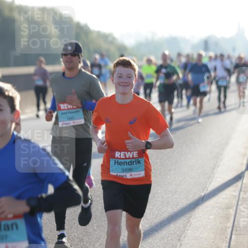 03.10.2025 - Köhlbrandbrückenlauf Jannik Wohlers http://msf.ph/oto/9062985 03.10.2025 09:15:59 Position 3 5497, 1245, 3496 meine-sportfotos.de